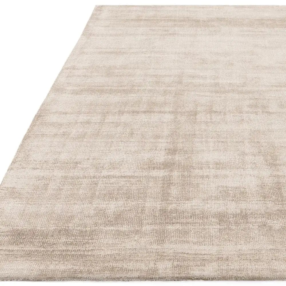 Aston Sand - Image 3