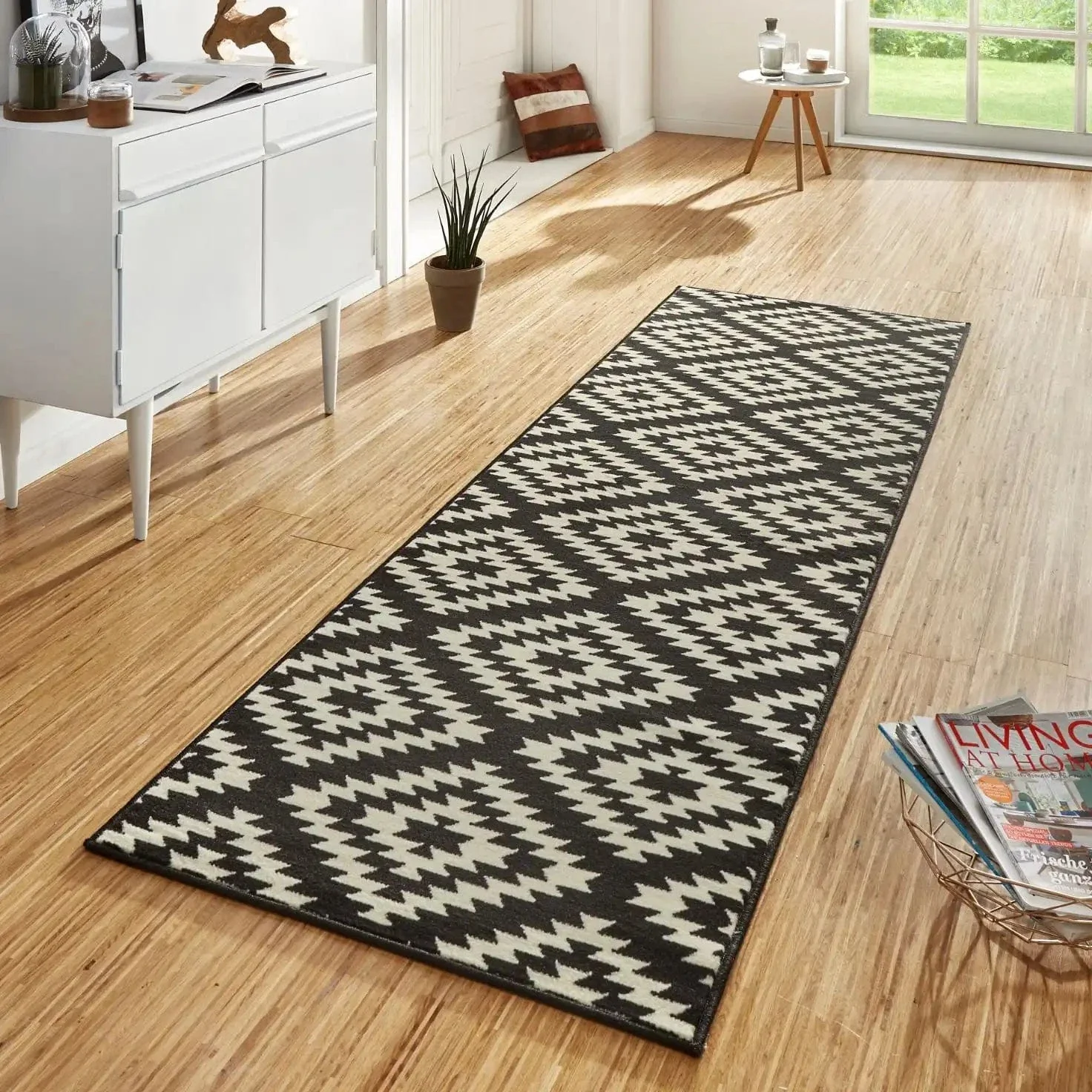 Basic 102824 Nordic Black Rug