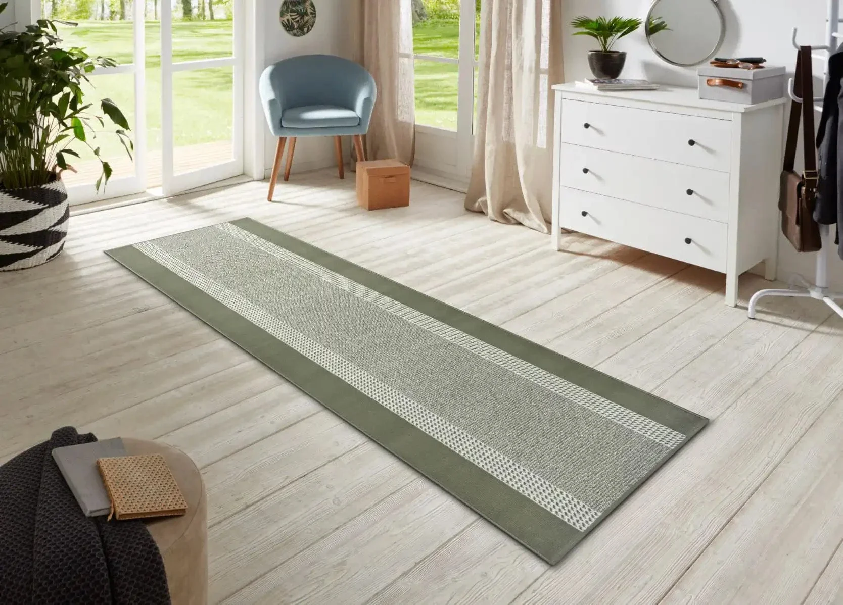 Basic 105487 Band Green Rug