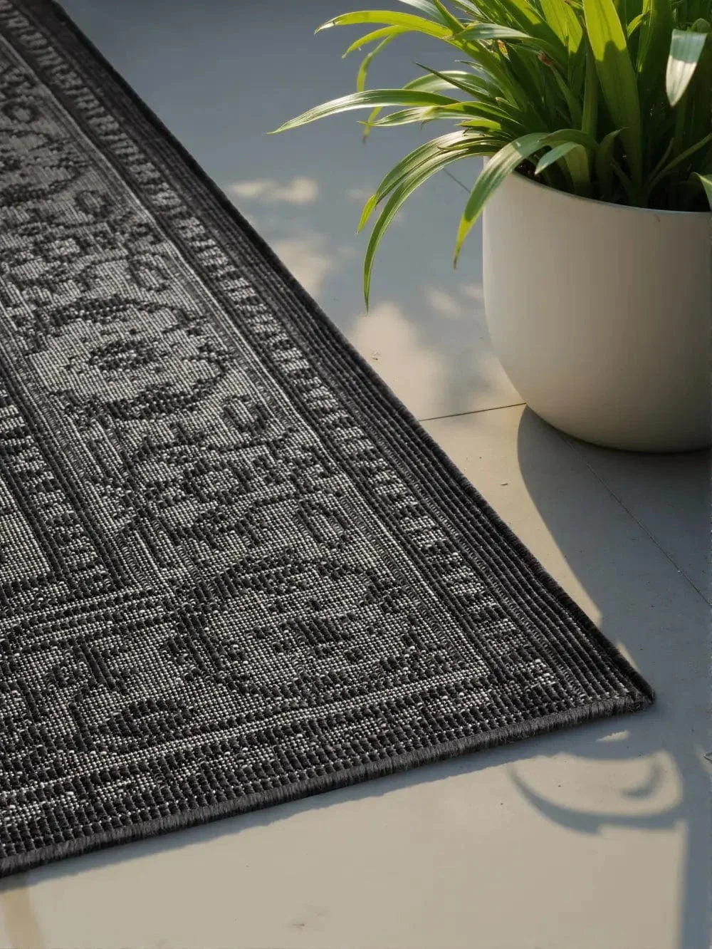 Duet 106248 Black White - Image 10