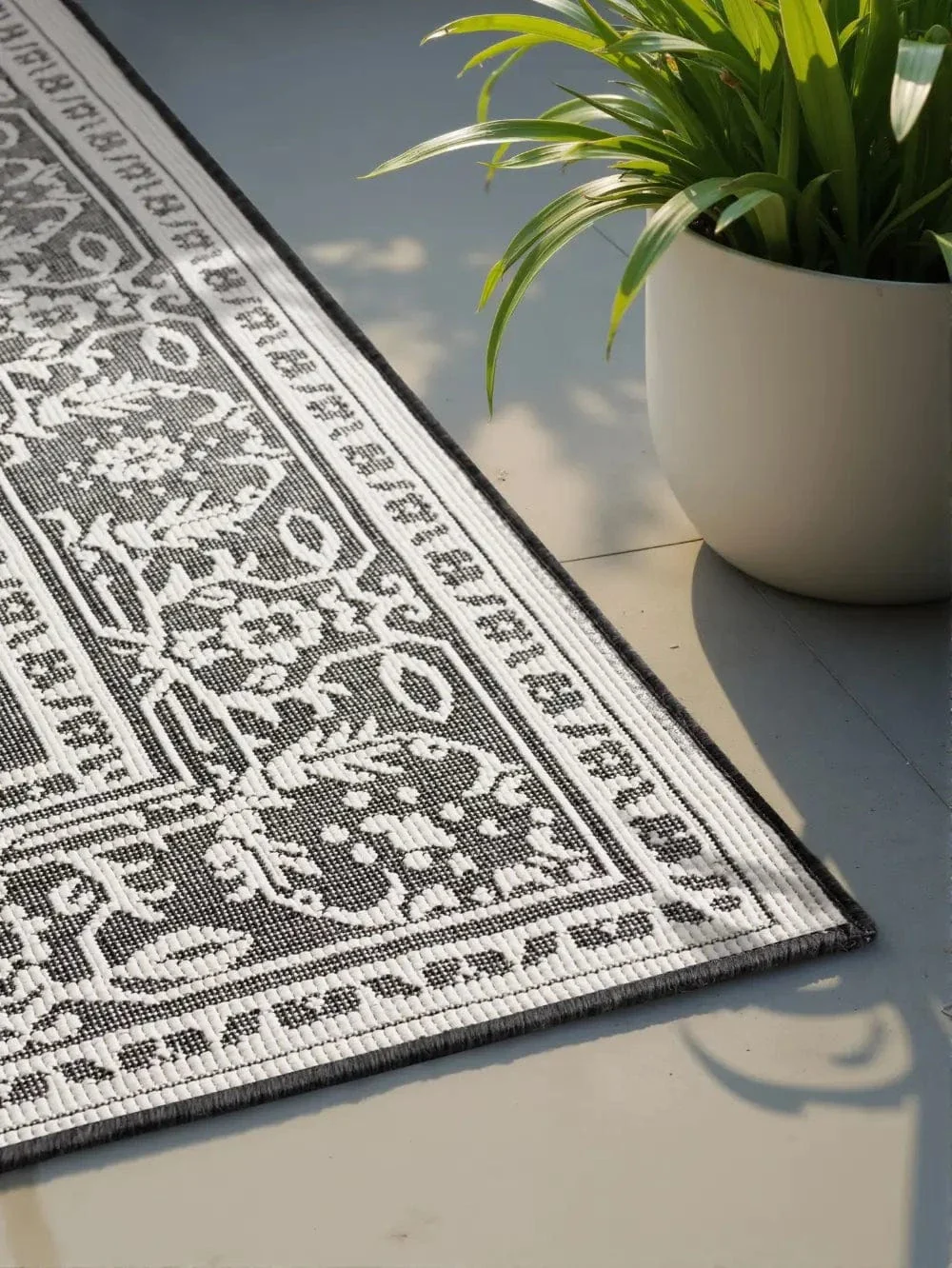 Duet 106248 Black White - Image 11