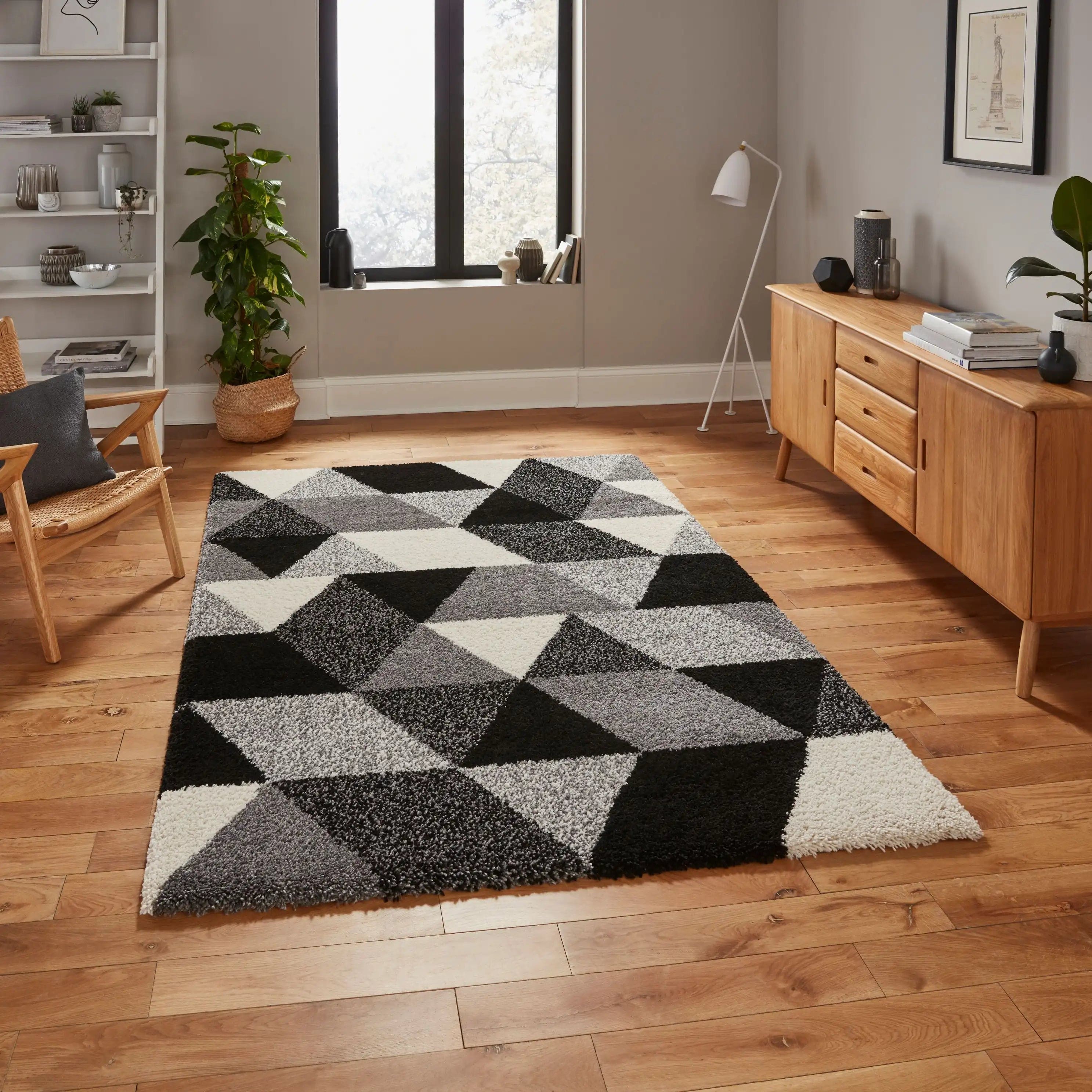 Royal Nomadic 7611 Black White
