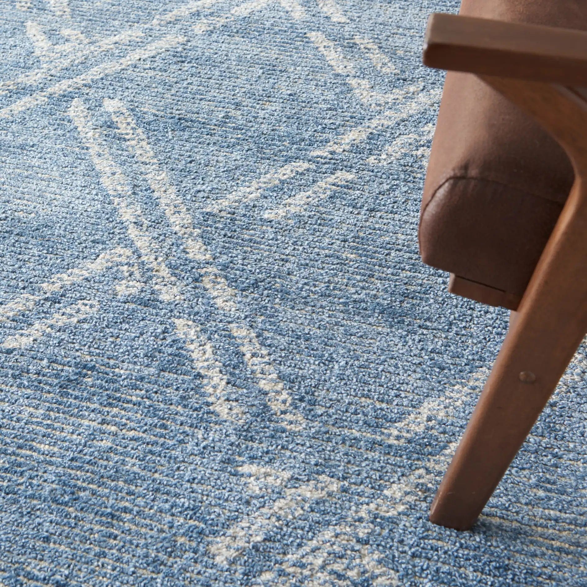 Venosa VSN01 Blue Ivory Runner - Image 2
